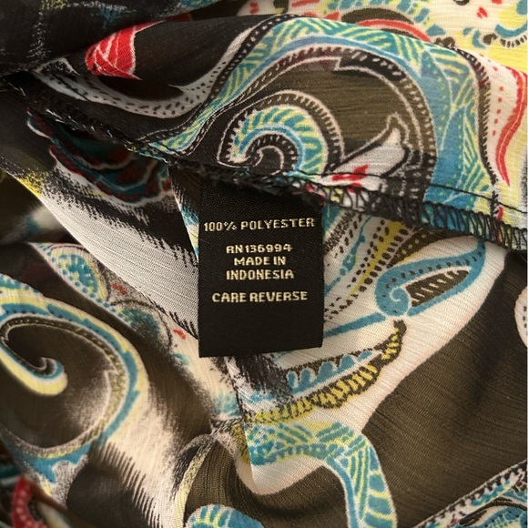 Milano Black and Red Patterned Sleeveless Sheer Blouse - Picture 10 of 10